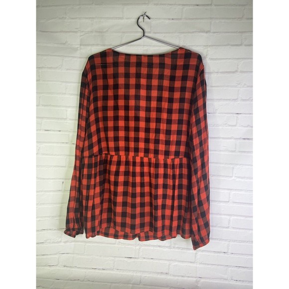 Old Navy Womens Relaxed Buffalo Plaid Red Black Top Blouse Womens XL - Picture 2 of 10